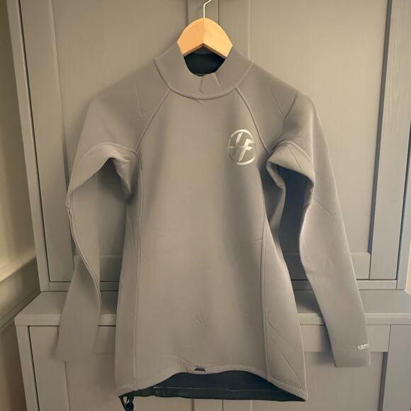 Hyperflex Neoprene Surf Wetsuit Top Size Large ~ Youth L or Women’s S/M Gray 1.5 - Picture 4 of 10